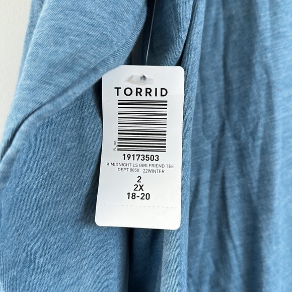 New Unworn Torrid - Long Sleeve Girlfriend Tee - Picture 8 of 8